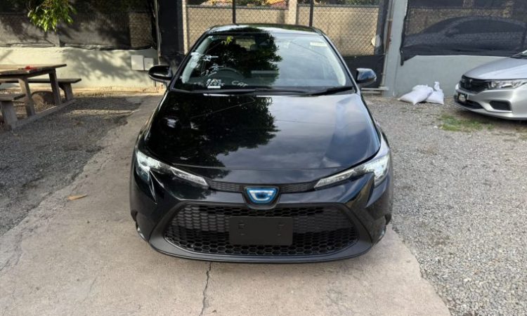 2021 Toyota Corolla Touring (KM0215008) - Buy cars for sale in Kingston/St. Andrew