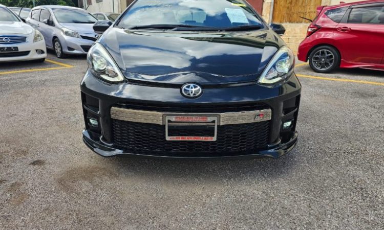 2020 Toyota Aqua GR Sport (KM0215062) - Buy cars for sale in Kingston/St. Andrew
