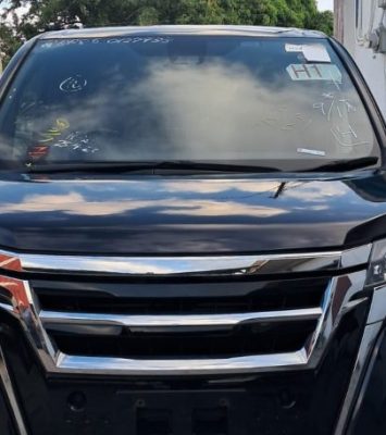 2019 Toyota Esquire Hybrid (KM0215073) - Buy cars for sale in Kingston/St. Andrew