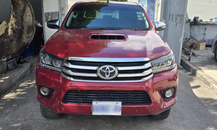 2016 Toyota Hilux (KM0215078) - Buy cars for sale in Kingston/St. Andrew