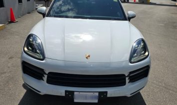 2019 Porsche Cayenne E-Hybrid (KM0215079) - Buy cars for sale in Kingston/St. Andrew