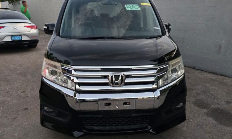 2015 Honda Spada (KM0215107) - Buy cars for sale in Kingston/St. Andrew