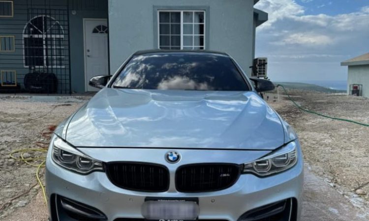 2015 BMW M4 (KM0214210) - Buy cars for sale in Kingston/St. Andrew