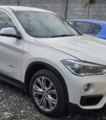 2017 BMW X1 (KM0214226) - Buy cars for sale in Kingston/St. Andrew