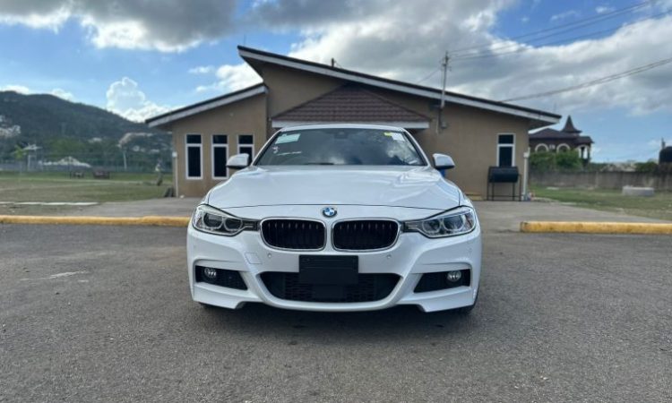 2015 BMW 320i M Sport (KM0214233) - Buy cars for sale in Kingston/St. Andrew