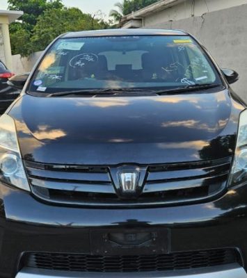 2015 Toyota Isis (KM0214235) - Buy cars for sale in Kingston/St. Andrew