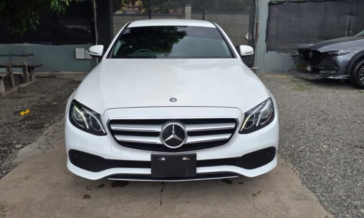2017 Mercedes-Benz E200 (KM0214242) - Buy cars for sale in Kingston/St. Andrew